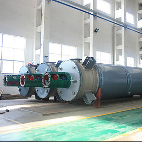 How does the Industrial Hinge-bladed Wiped Film Evaporator Work?